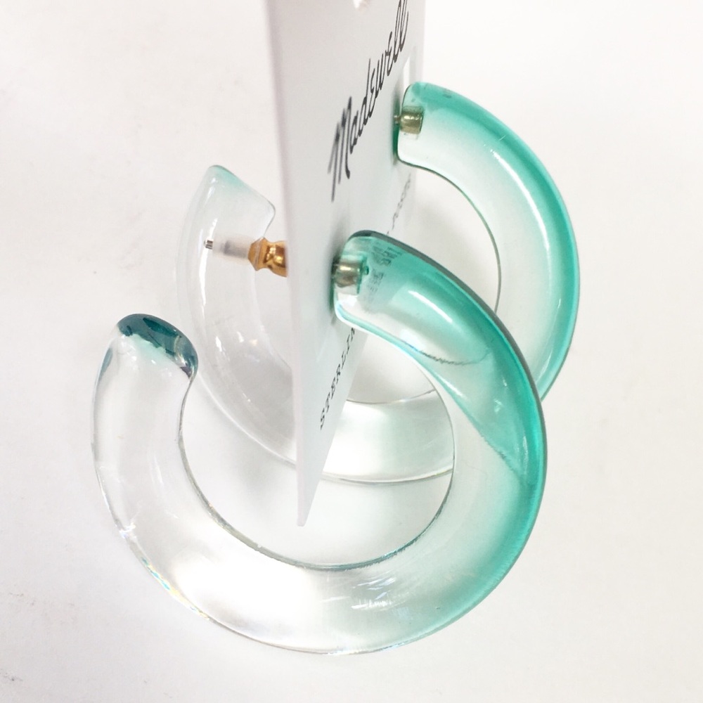 New Madewell Ombré Resin Hoop Earrings - Picture 3 of 8